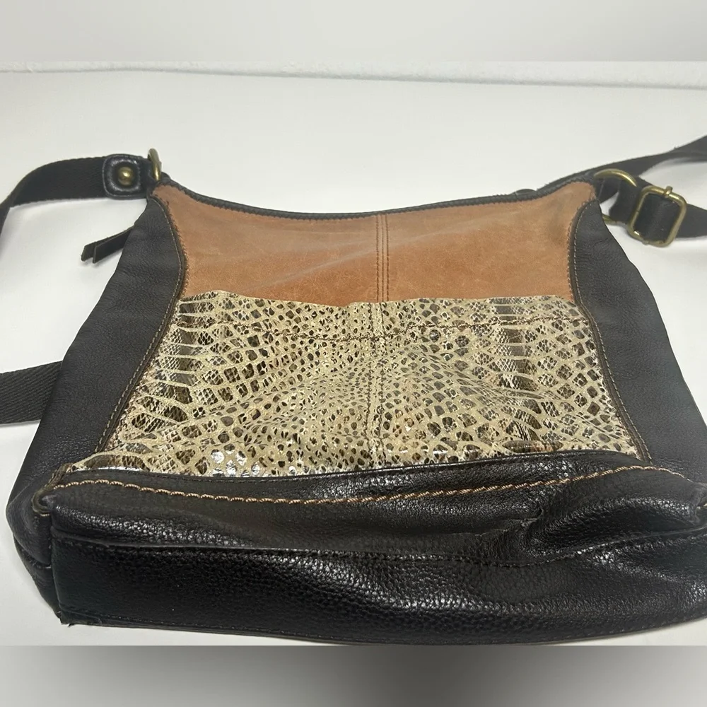 The Sak Iris Leather Snake Print Crossbody Boho Western Shoulder Bag - Picture 4 of 13